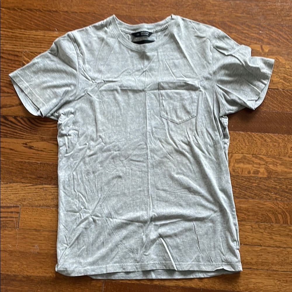 Wings + Horns Gray Short Sleeve Tee with Classic Crew Neck